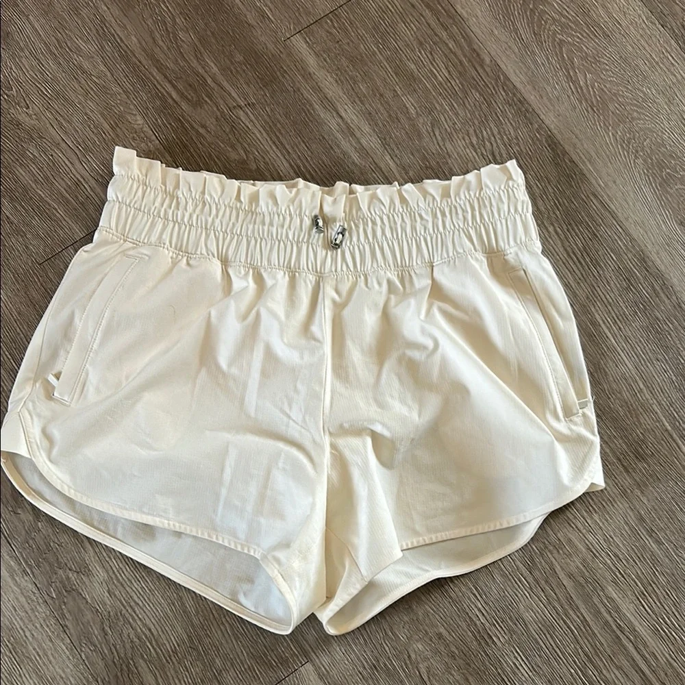 FLX paperbag waist shorts